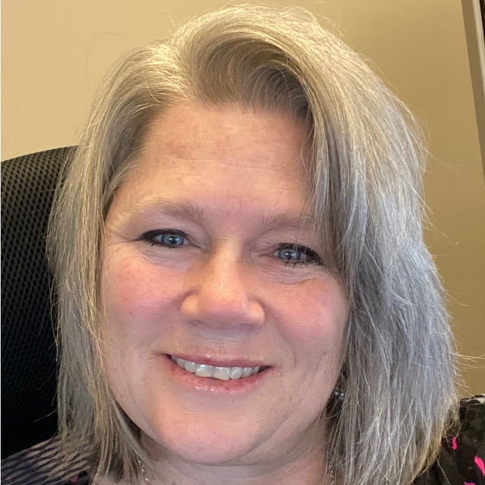 Meet your Posher, Sandi